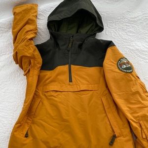 Snowboarding Jacket GORTEX Boys Size M (10/12)